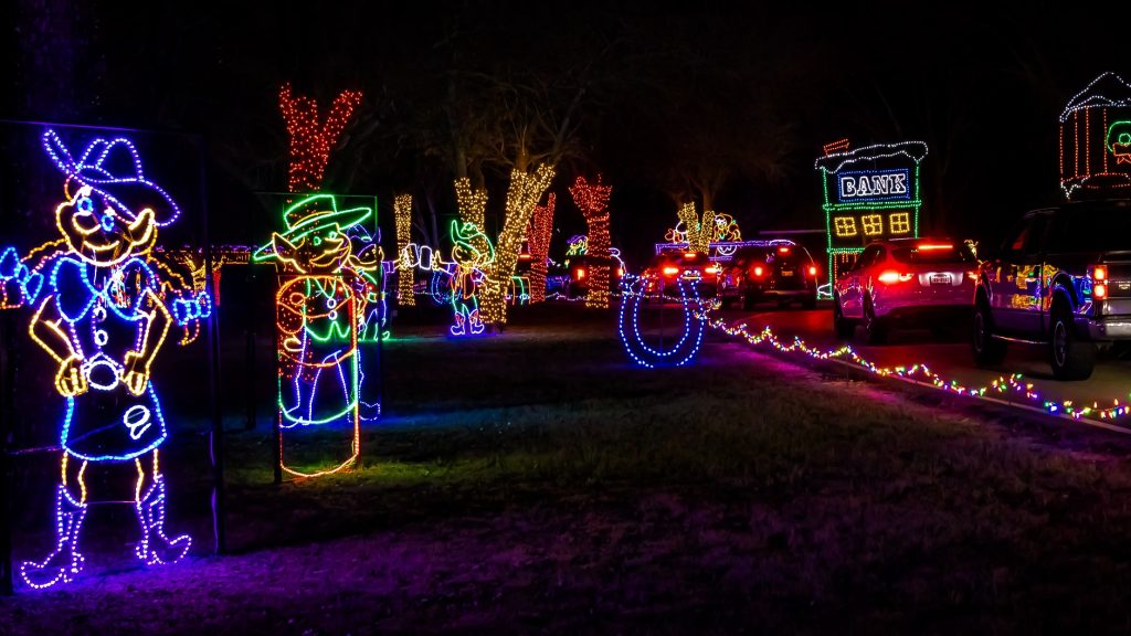 drive-thru_christmas_lights_branson_mo